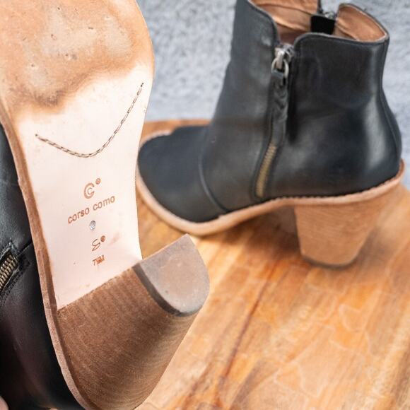 Corso Como Women's Tameka Black Zip-Up Peep Toe Bootie Size 7.5 M - Picture 7 of 7